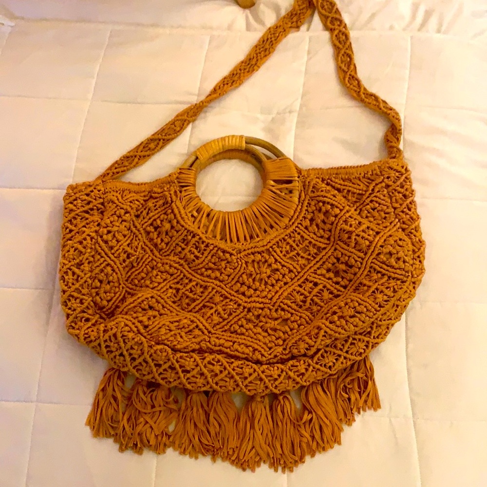 Bohemian, sustainable crochet bag - can we worn crossbody or top handle